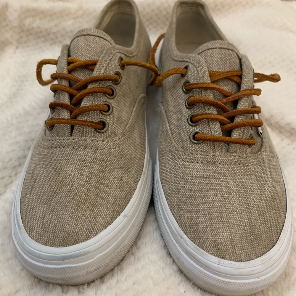 Authentic Style Vans - Picture 3 of 7